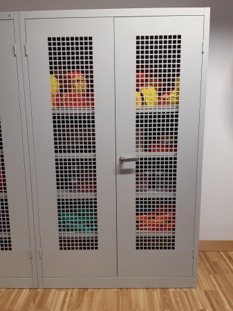 Geräteschrank